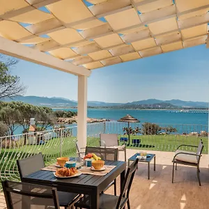 Ferienhaus Al Mare Di Cala Saccaia, Pittulongu